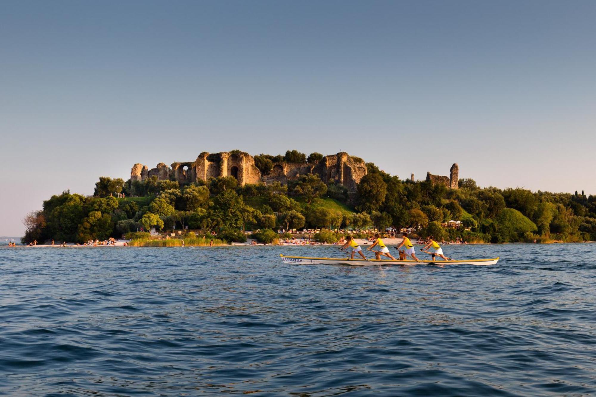 Sorridi Al Lago Sirmione Eksteriør billede