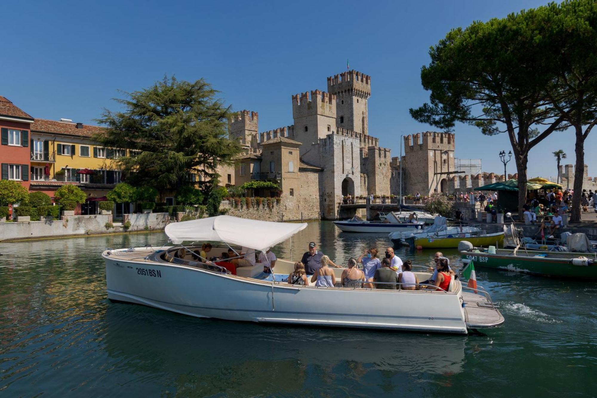 Sorridi Al Lago Sirmione Eksteriør billede